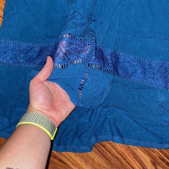 Taylor & Sage Blue Lace Tank Women's Size Large - Picture 4 of 8